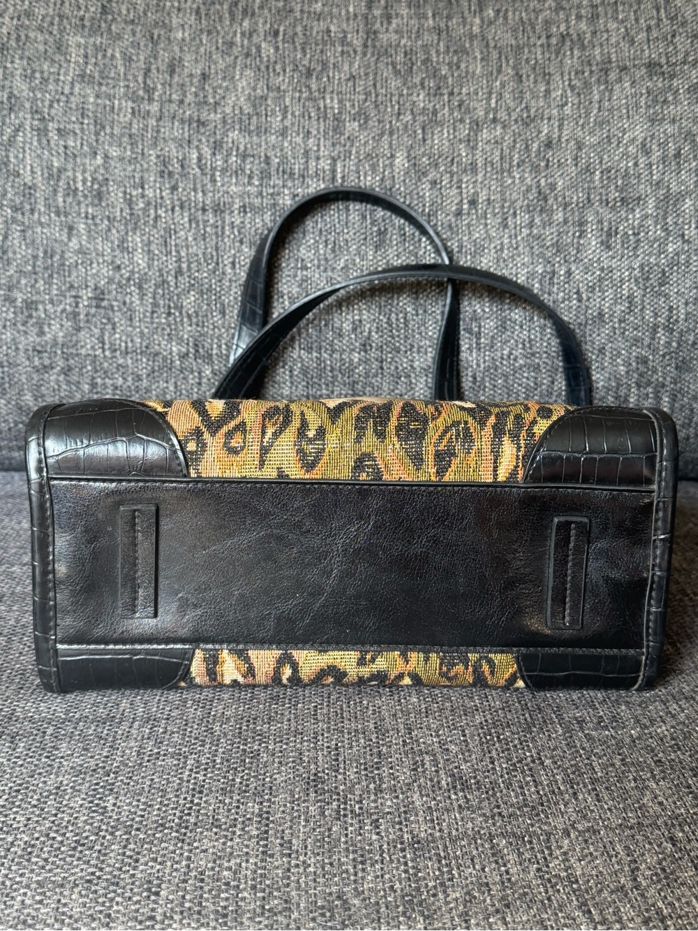 Y2K Bueno Leopard Print Shoulder Bag with Black Leather Trim & Butterfly Detail - Picture 12 of 15